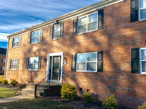 Apartments for rent in Norfolk, VA Max Price Beds Filters 977 Properties Sort by Best Match Sponsored 900 Oakmont North 1324 Johnstons Rd Ofc B4, Norfolk, VA 23513 2-3 Beds 1 Bath Not Available Details 2 Beds, 1 Bath 900-1,050 700 Sqft 3 Floor Plans 3 Beds, 1 Bath 1,015-1,165 850 Sqft 2 Floor Plans Top Amenities Air Conditioning. . Norfolk apartments for rent